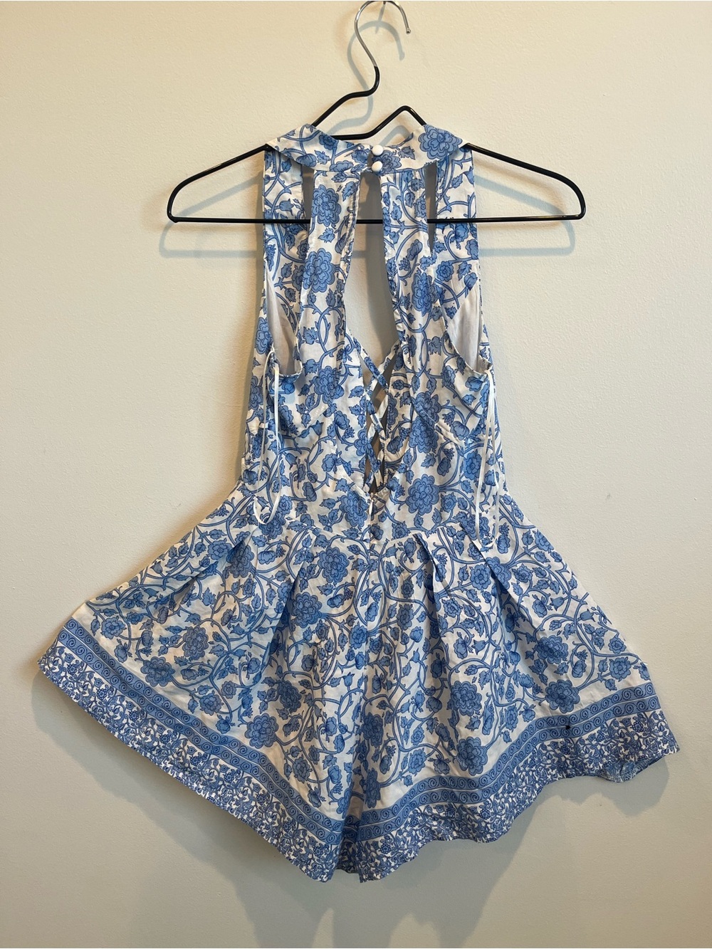 Rumor Boutique Blue & White Floral Halter Romper | Small
